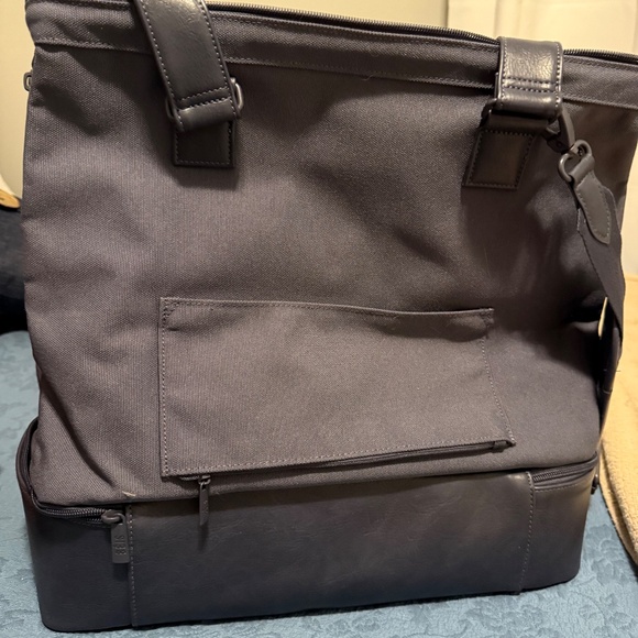 Beis Mini-Weekender Bag - Picture 3 of 5